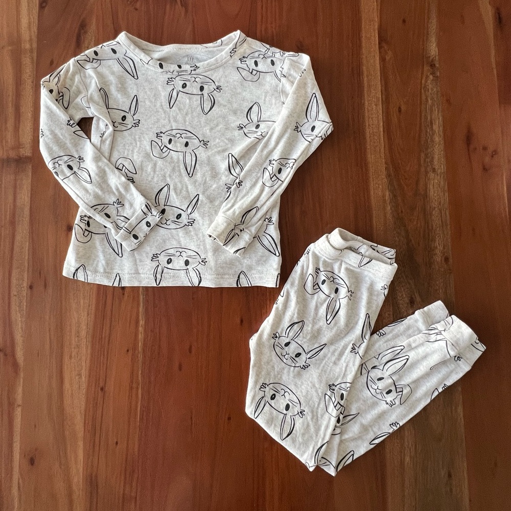 babyGap 100% Organic Cotton Bunny PJ Set